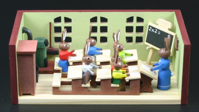 Hasenschule mit Lehrerin 30/3/4
